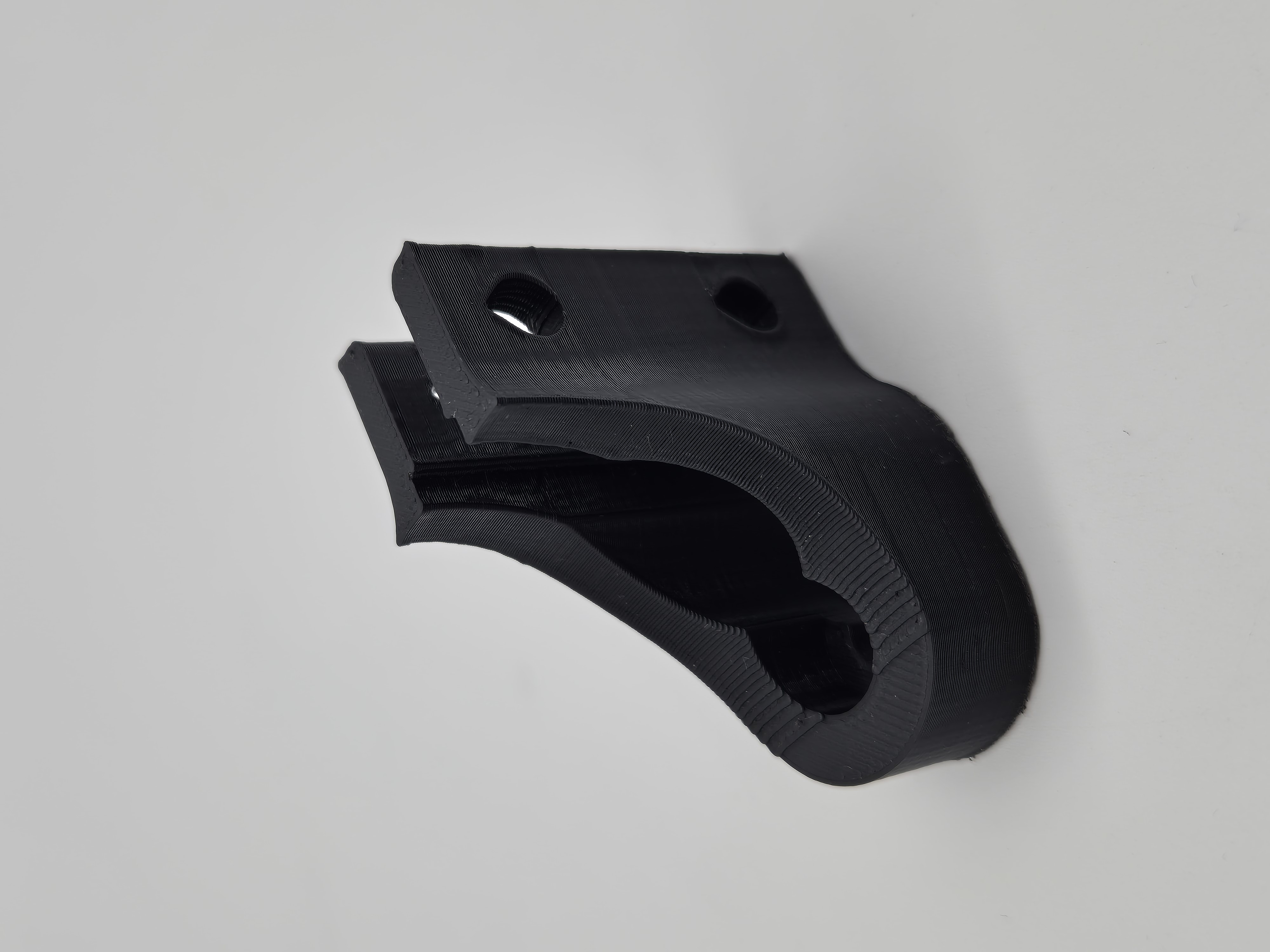 bed-constraint-bracket